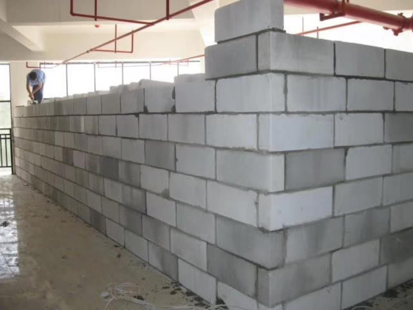 桦川蒸压加气混凝土砌块承重墙静力和抗震性能的研究